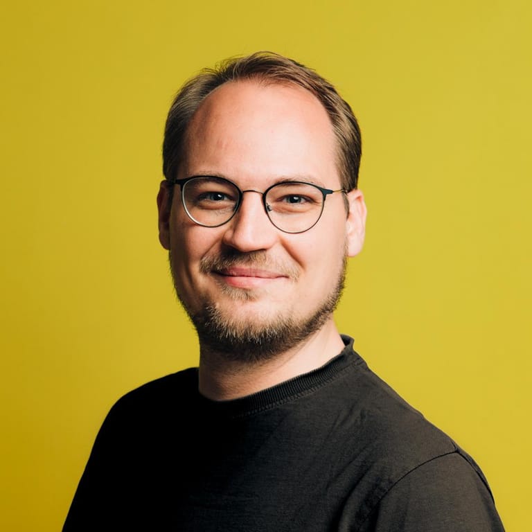 Profile photo of Robin Scharf
